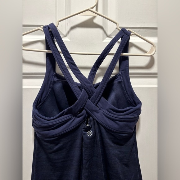 Athleta criss cross navy spandex material tank top​​​​​​​ - Picture 5 of 7